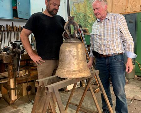 Production of a hive bell - News