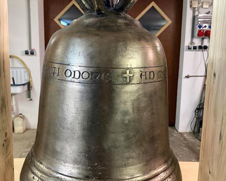 Production of a hive bell - News